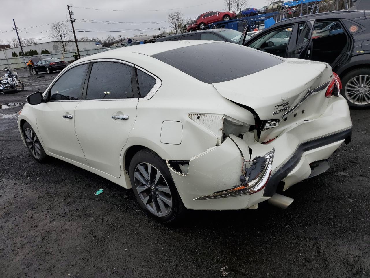 2017 NISSAN ALTIMA 2.5 - Фото 2