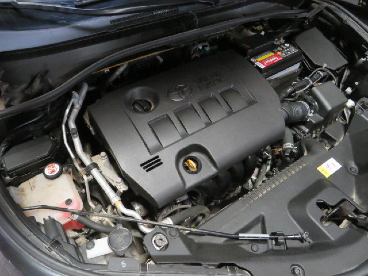 2019 TOYOTA C-HR XLE - Image 7