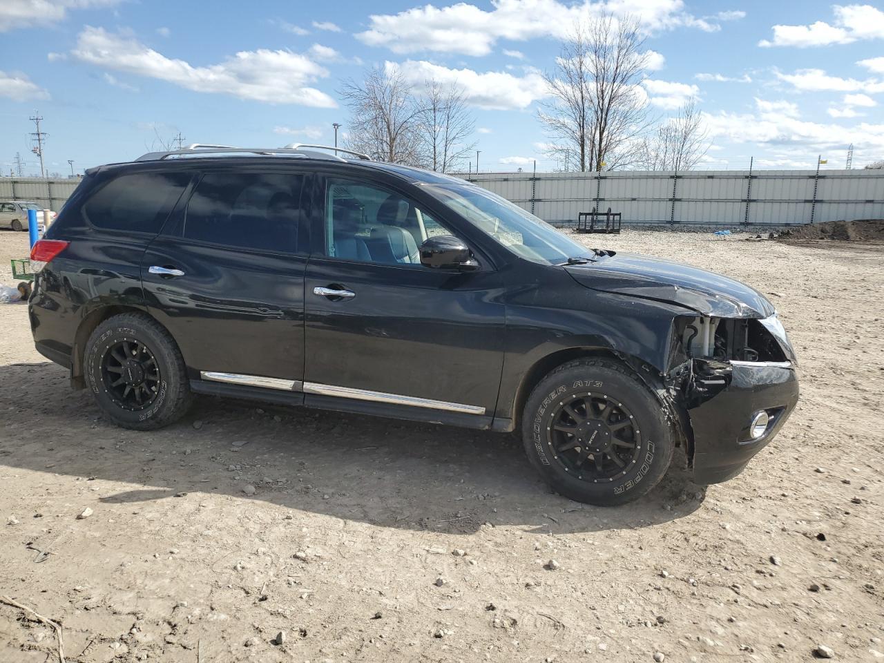 2013 NISSAN PATHFINDER - Image 4