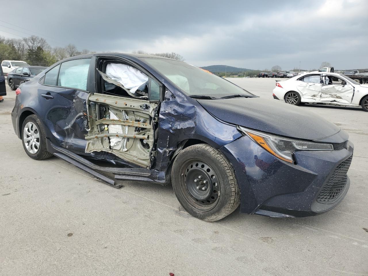 2020 TOYOTA COROLLA LE - Фото 4