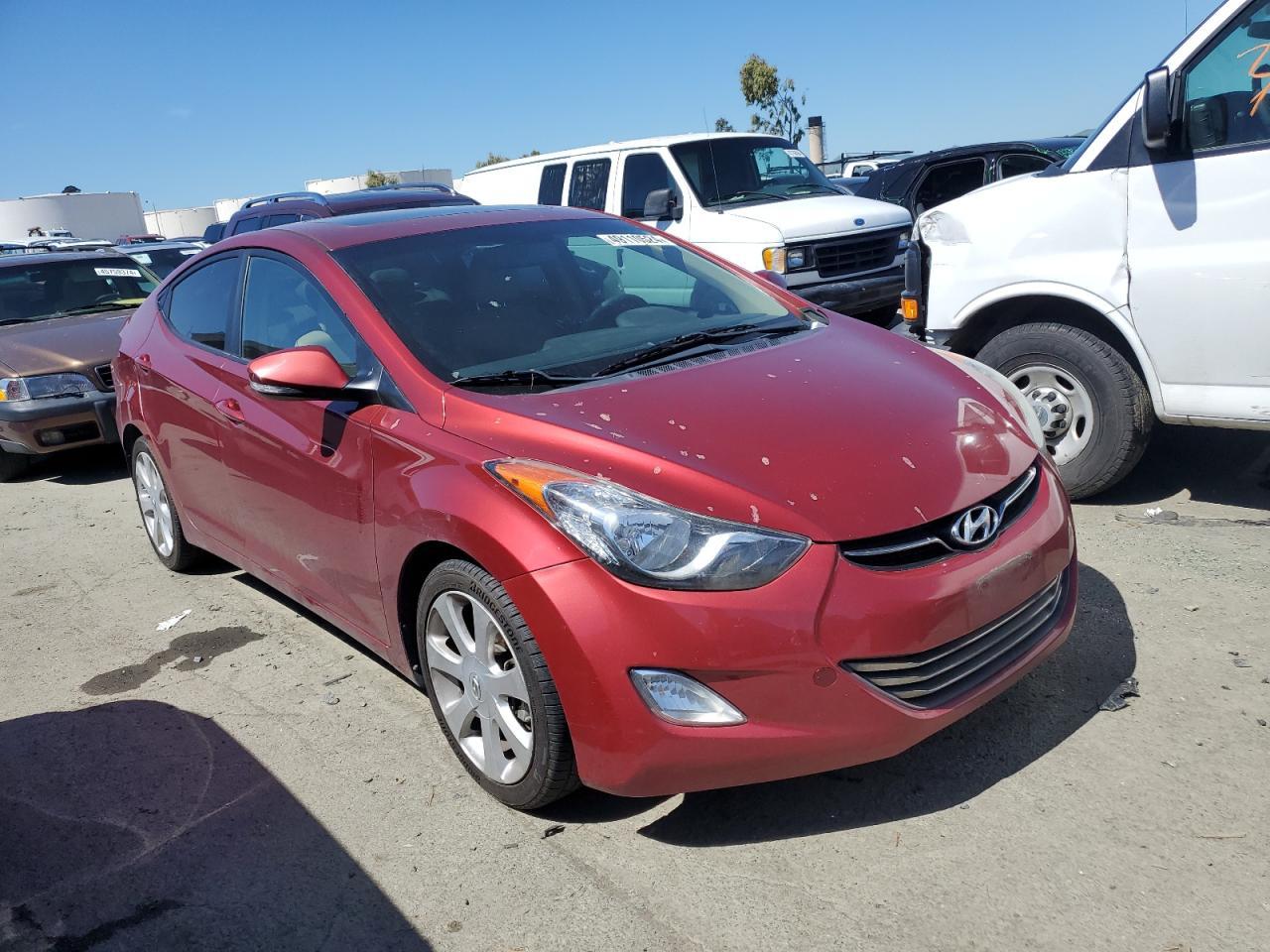 2013 HYUNDAI ELANTRA GL - Image 4