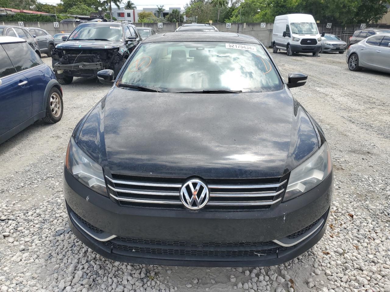 2014 VOLKSWAGEN PASSAT SE - Image 5