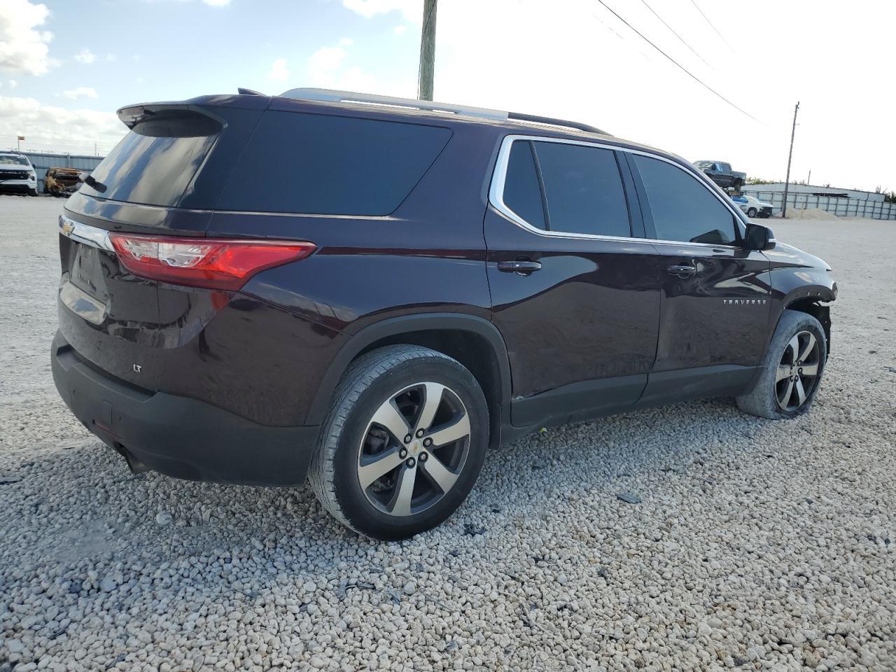 2018 CHEVROLET TRAVERSE L - Фото 3