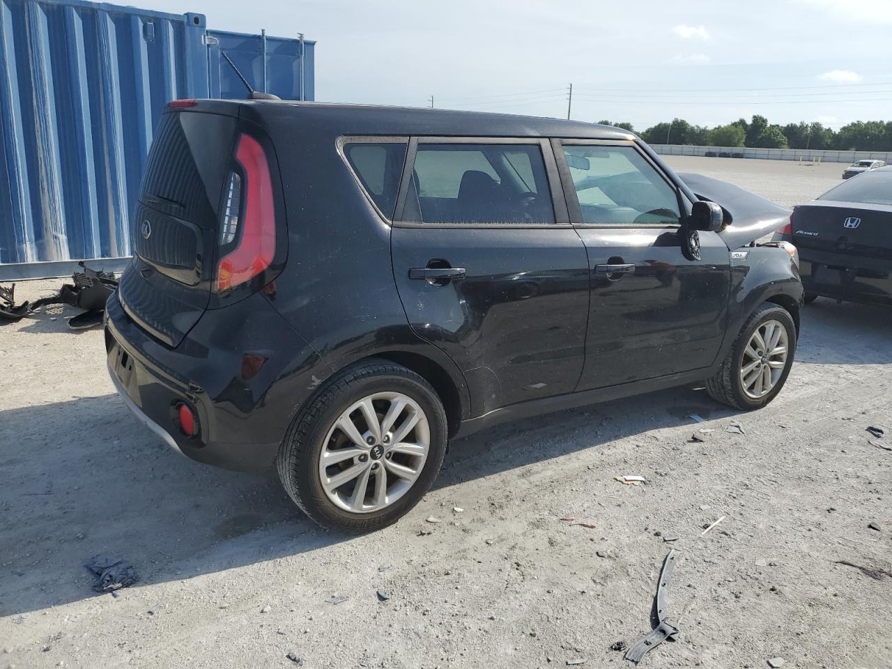 2017 KIA SOUL + - Фото 3