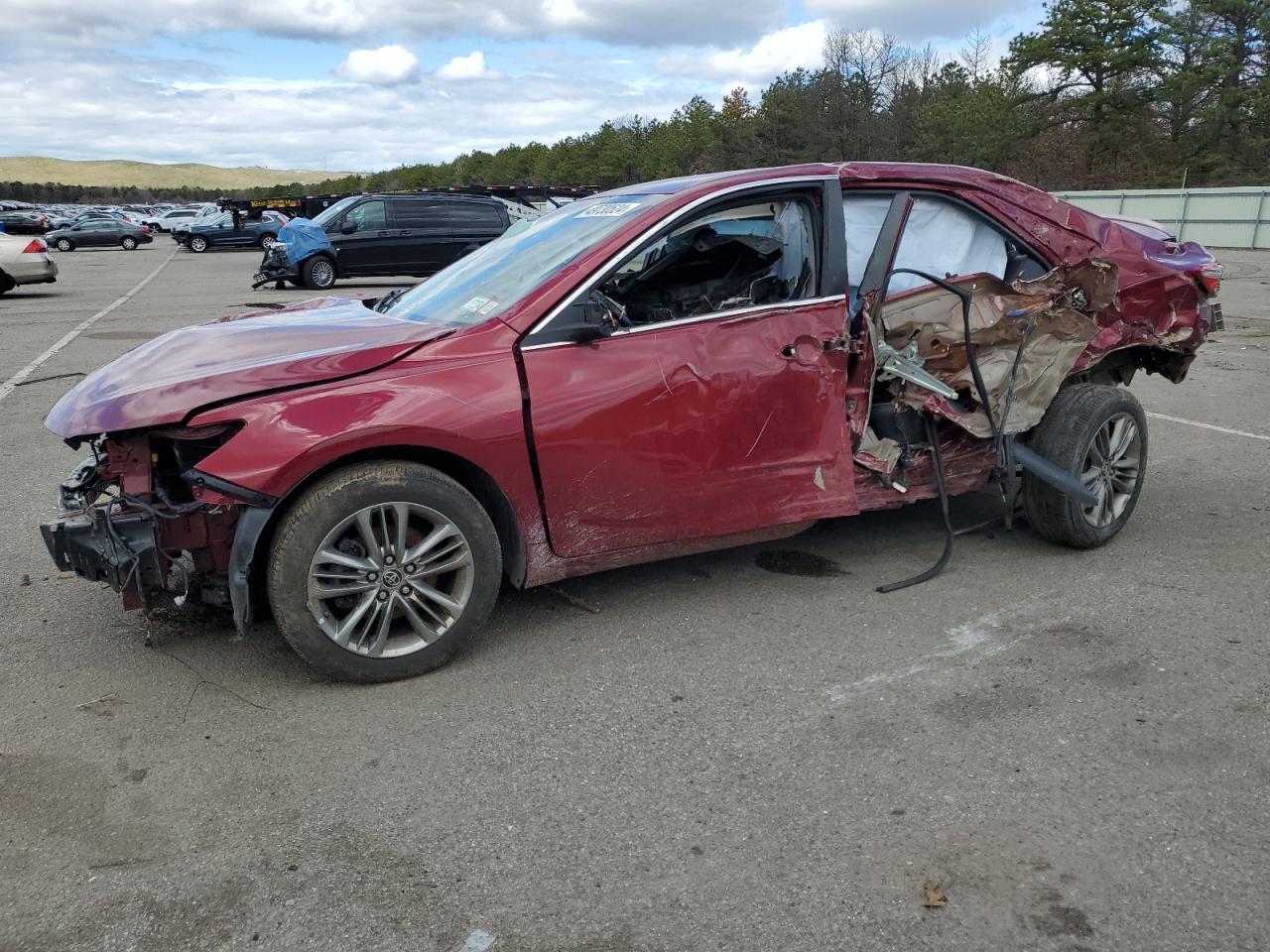 2016 TOYOTA CAMRY LE