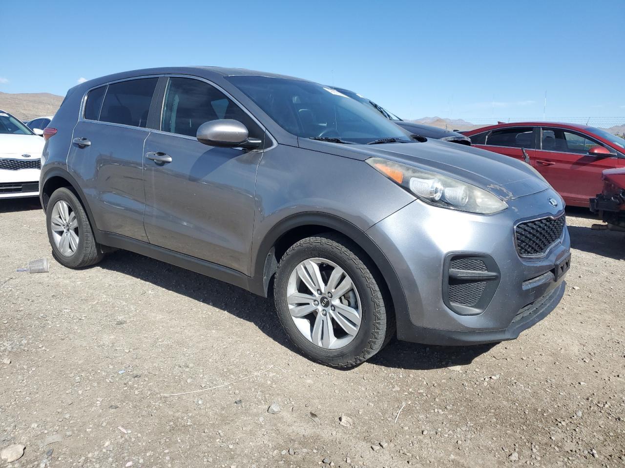 2017 KIA SPORTAGE L - Image 4