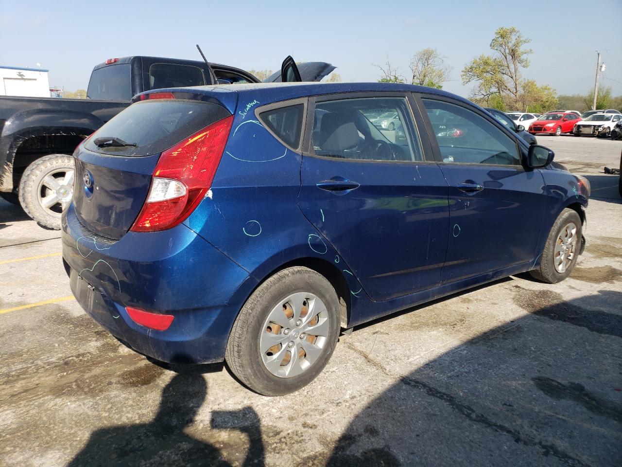 2017 HYUNDAI ACCENT SE - Image 3