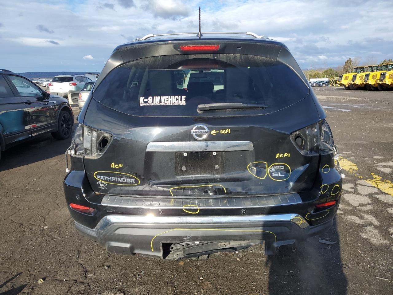 2018 NISSAN PATHFINDER - Фото 6