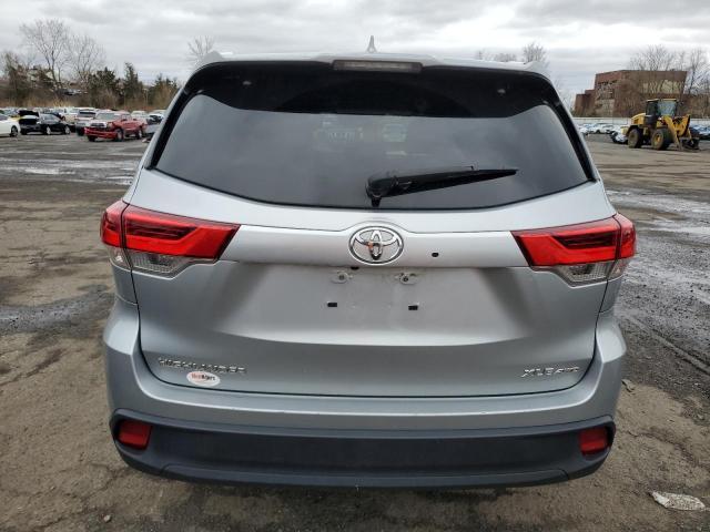 2018 Toyota Highlander Se - Фото 6