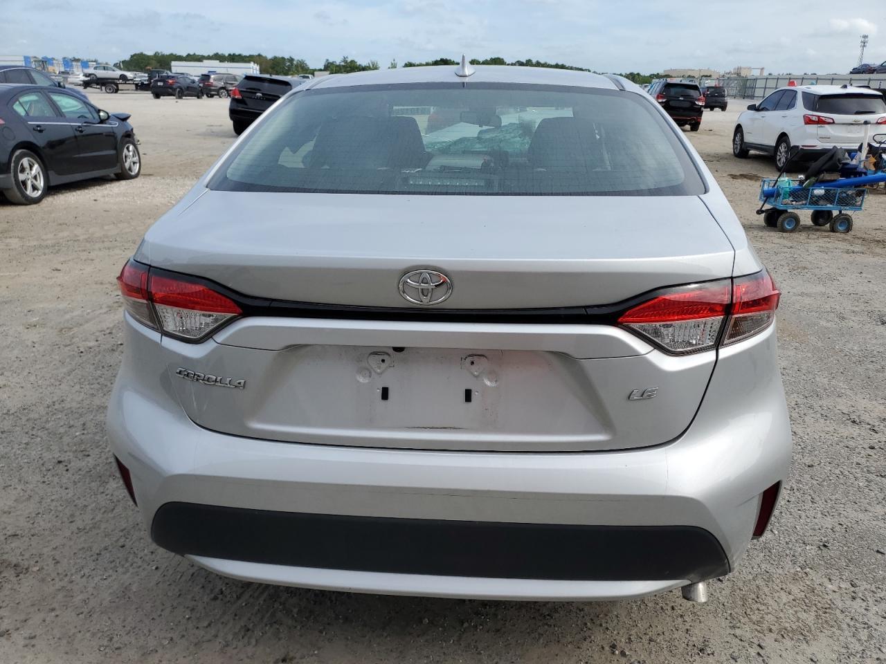 2022 TOYOTA COROLLA LE - Image 6