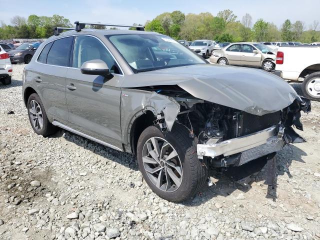 2024 Audi Q5 Premium 45 - Image 4