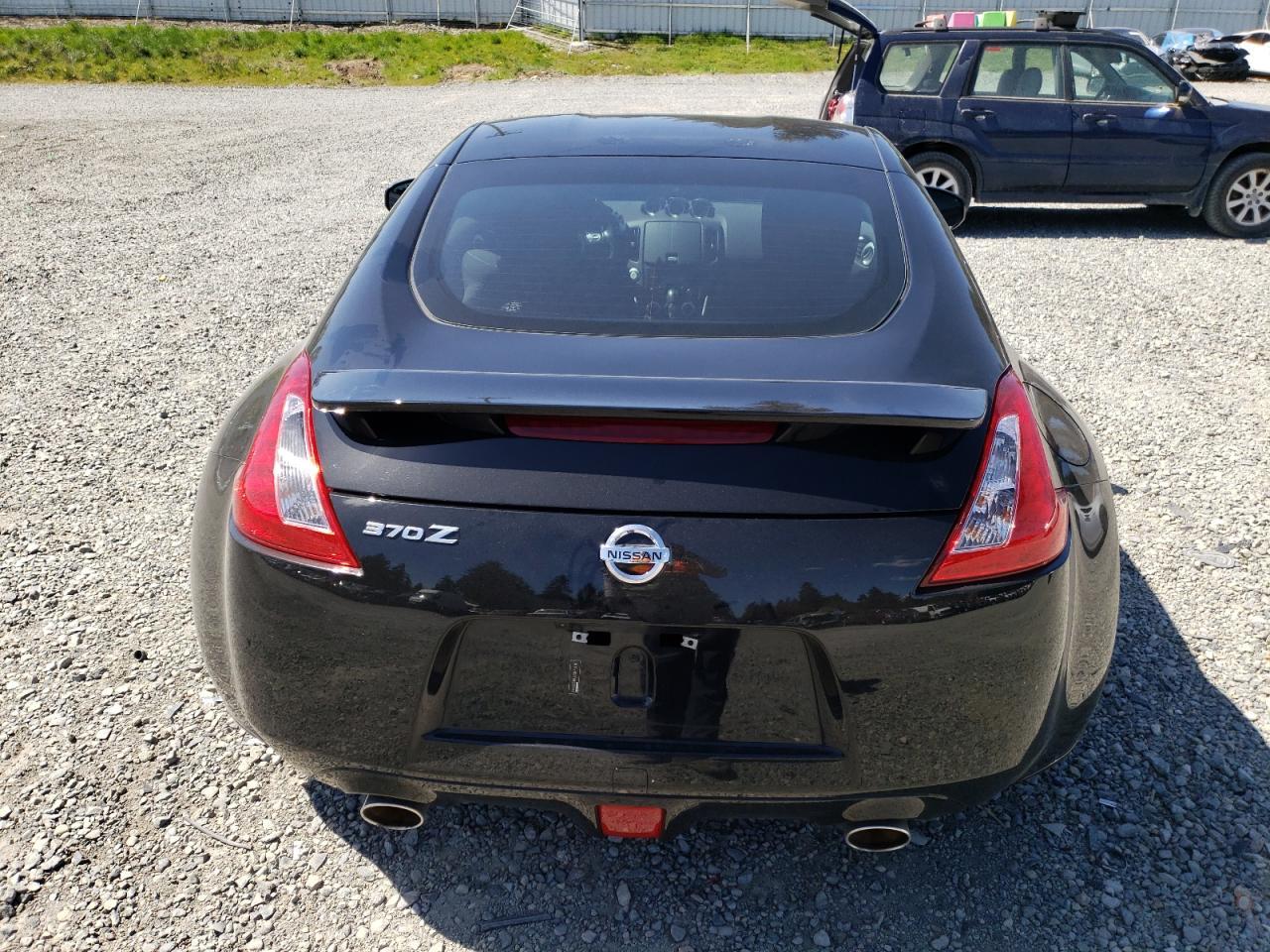 2016 NISSAN 370Z BASE - Фото 6
