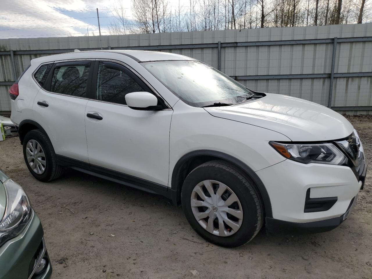 2017 NISSAN ROGUE S - Фото 4