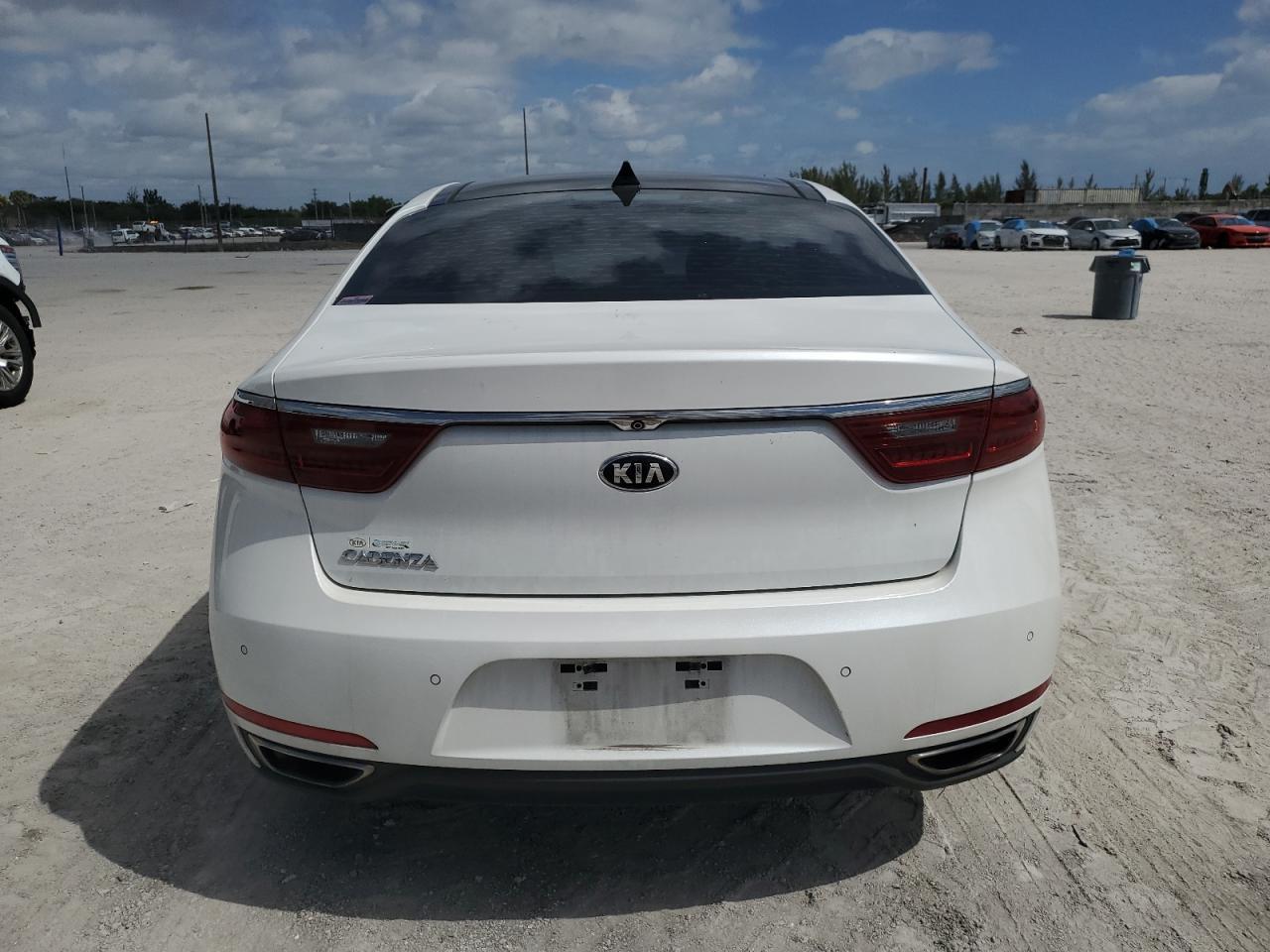 2017 KIA CADENZA PR - Image 6