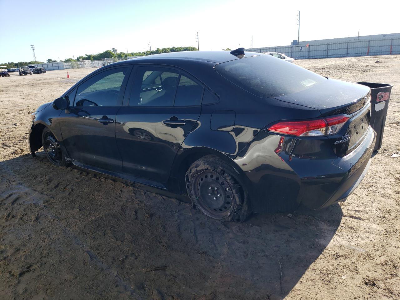 2022 TOYOTA COROLLA LE - Image 2