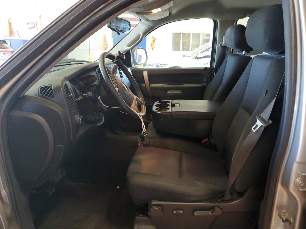 2011 GMC SIERRA K15 - Image 7