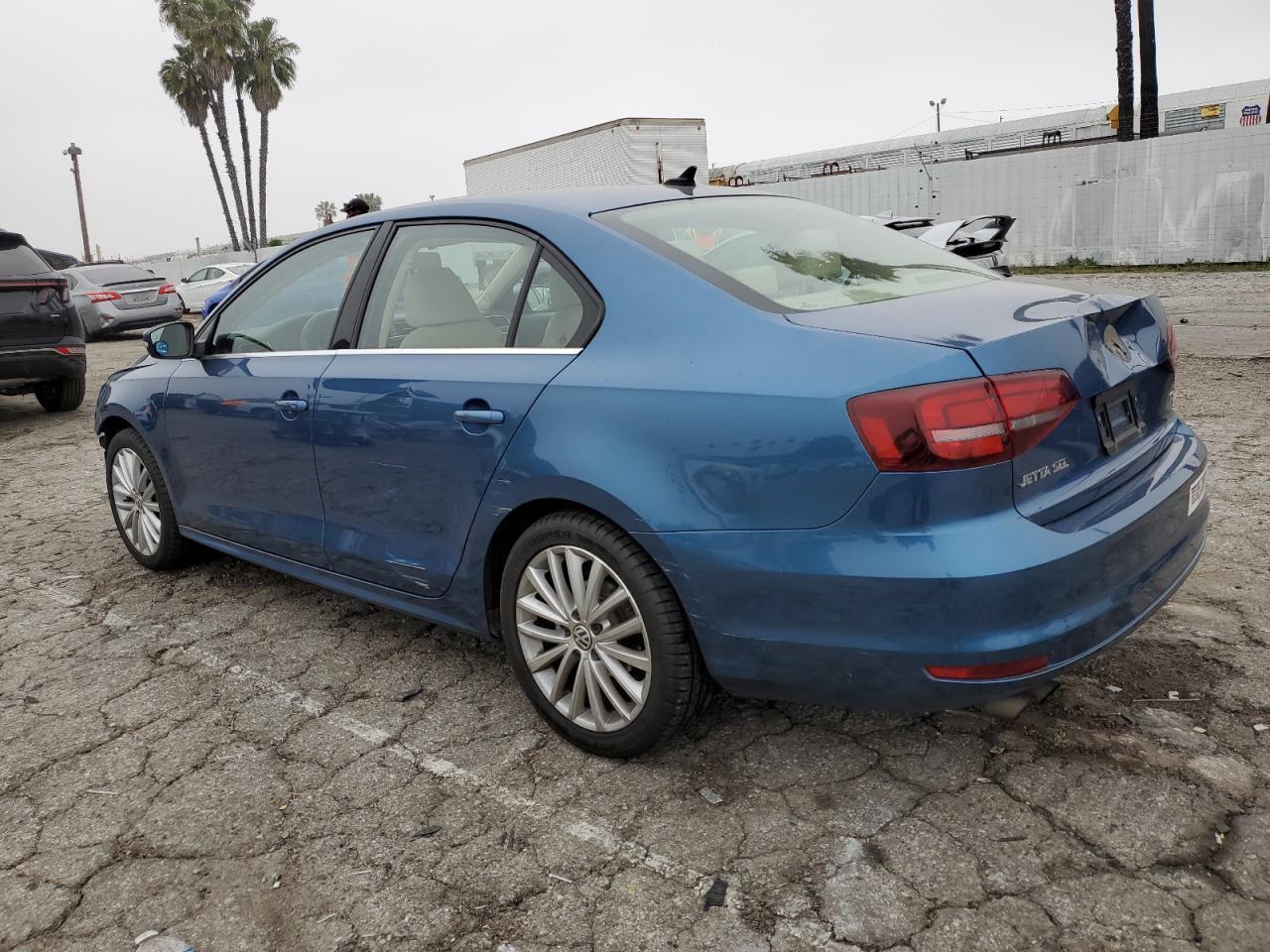 2016 VOLKSWAGEN JETTA SEL - Image 2