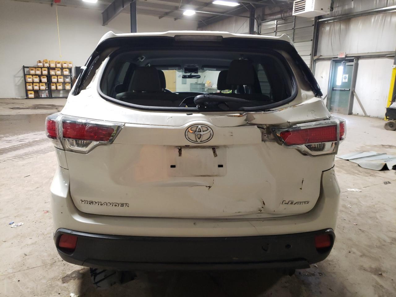 2015 TOYOTA HIGHLANDER - Фото 6