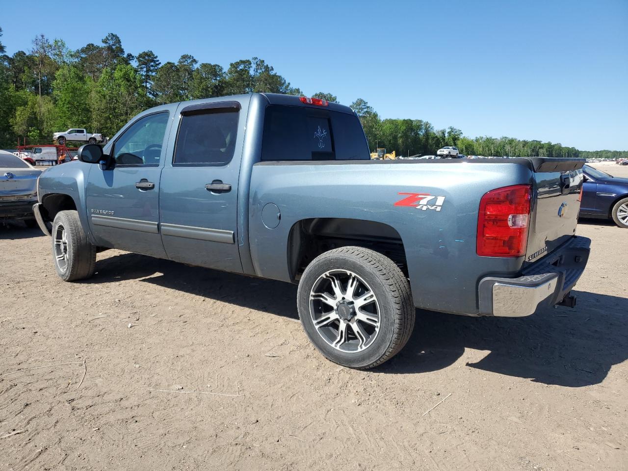 2013 CHEVROLET SILVERADO - Фото 2