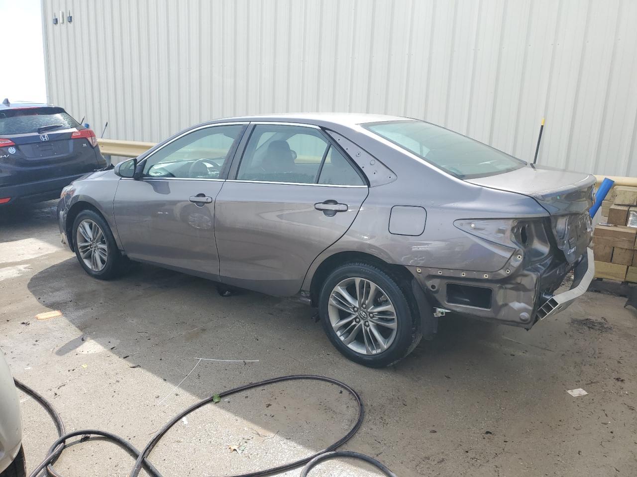 2017 TOYOTA CAMRY LE - Image 2