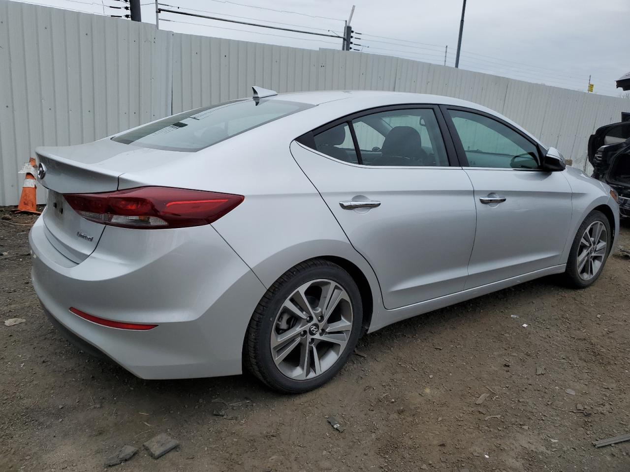 2017 HYUNDAI ELANTRA SE - Image 3