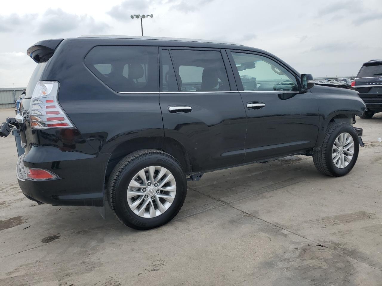 2022 LEXUS GX 460 - Фото 3
