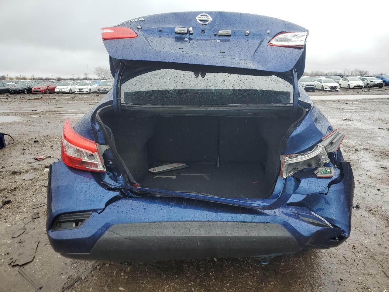 2016 NISSAN SENTRA S - Фото 6
