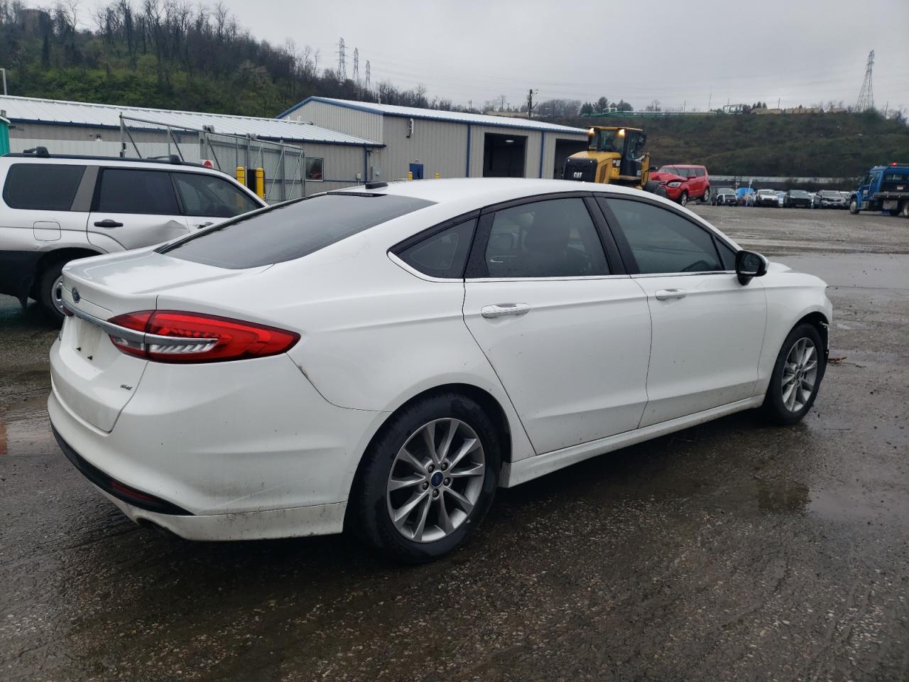 2017 FORD FUSION SE - Фото 3