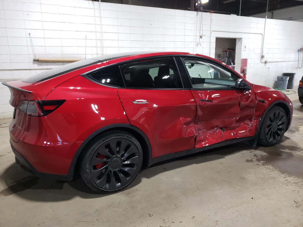 2023 TESLA MODEL Y - Image 3