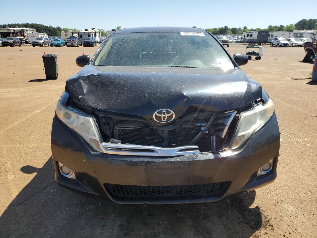2011 TOYOTA VENZA - Фото 5