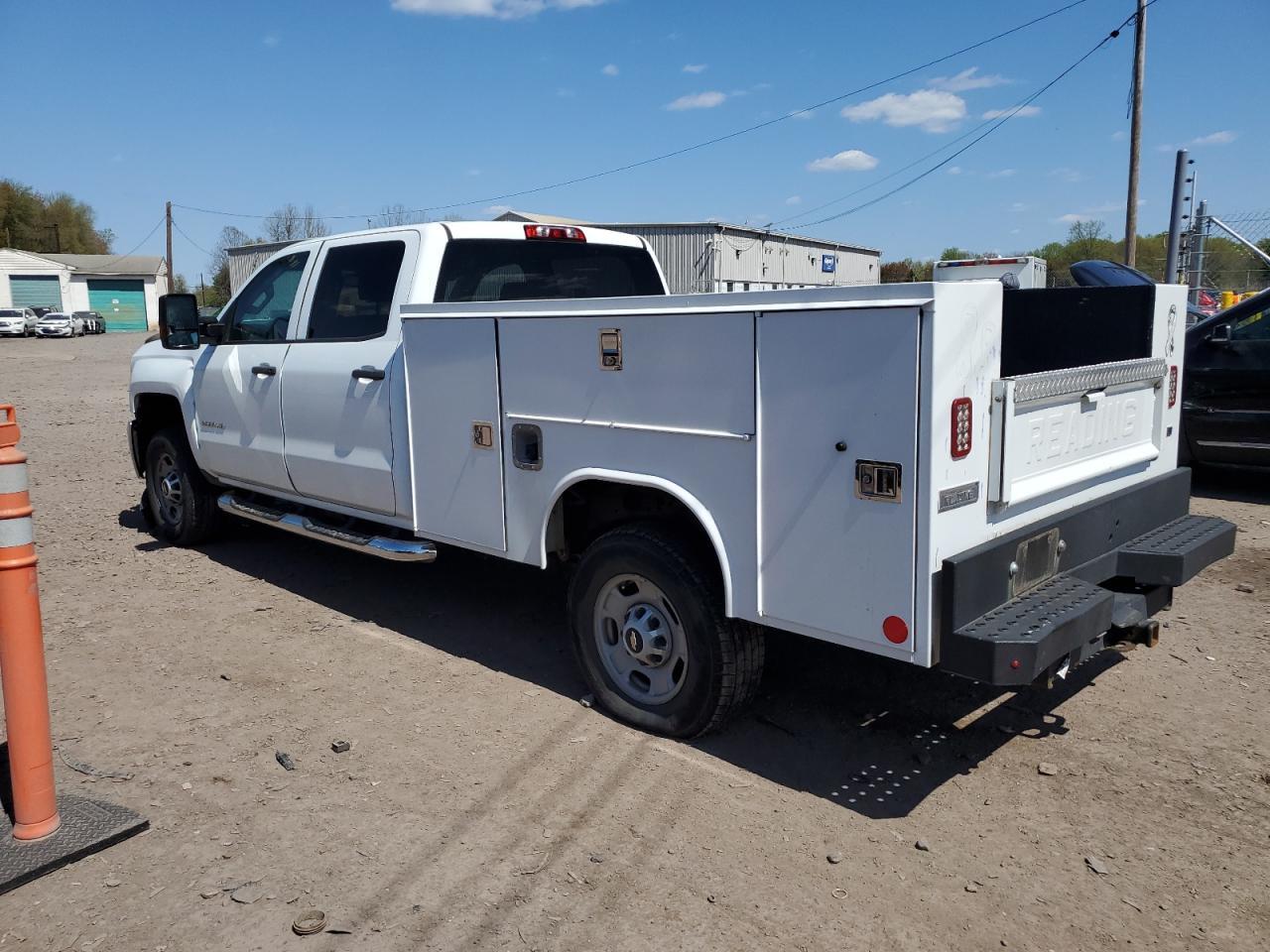 2018 CHEVROLET SILVERADO - Фото 2