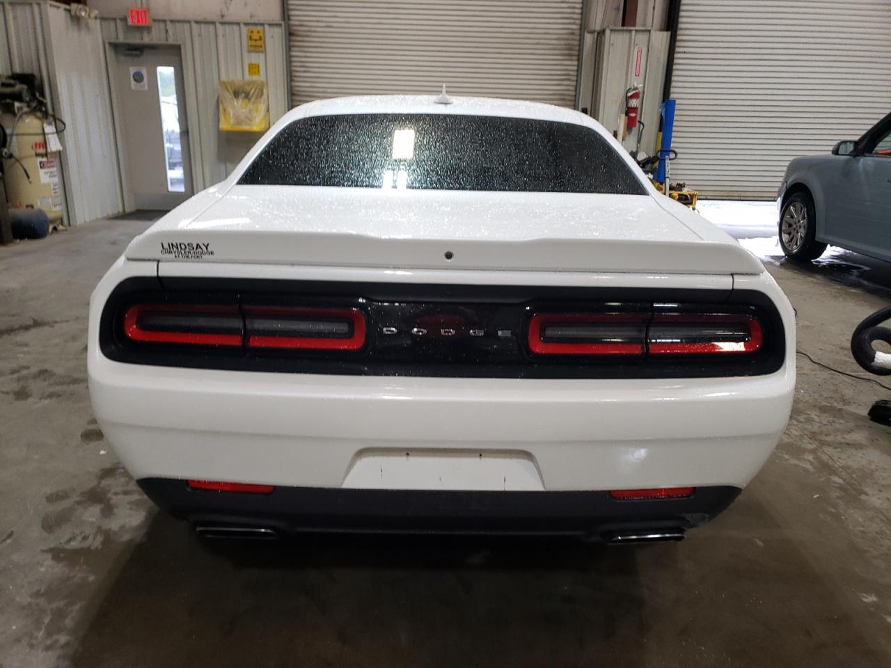 2015 DODGE CHALLENGER - Image 6
