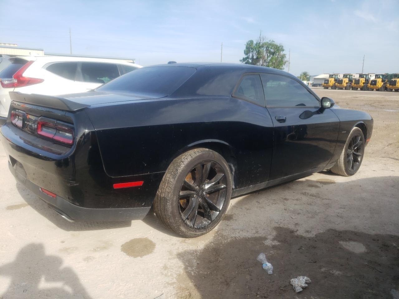 2017 DODGE CHALLENGER - Image 3