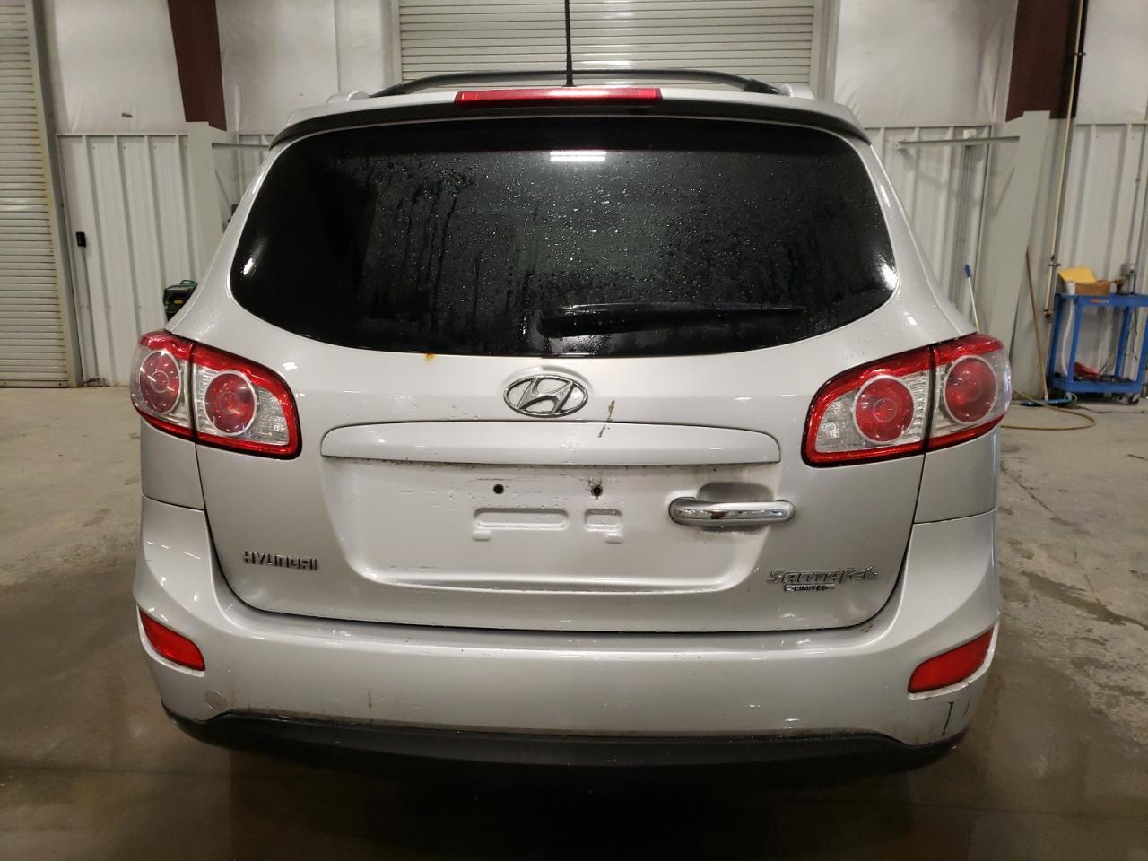 2011 HYUNDAI SANTA FE L - Image 6