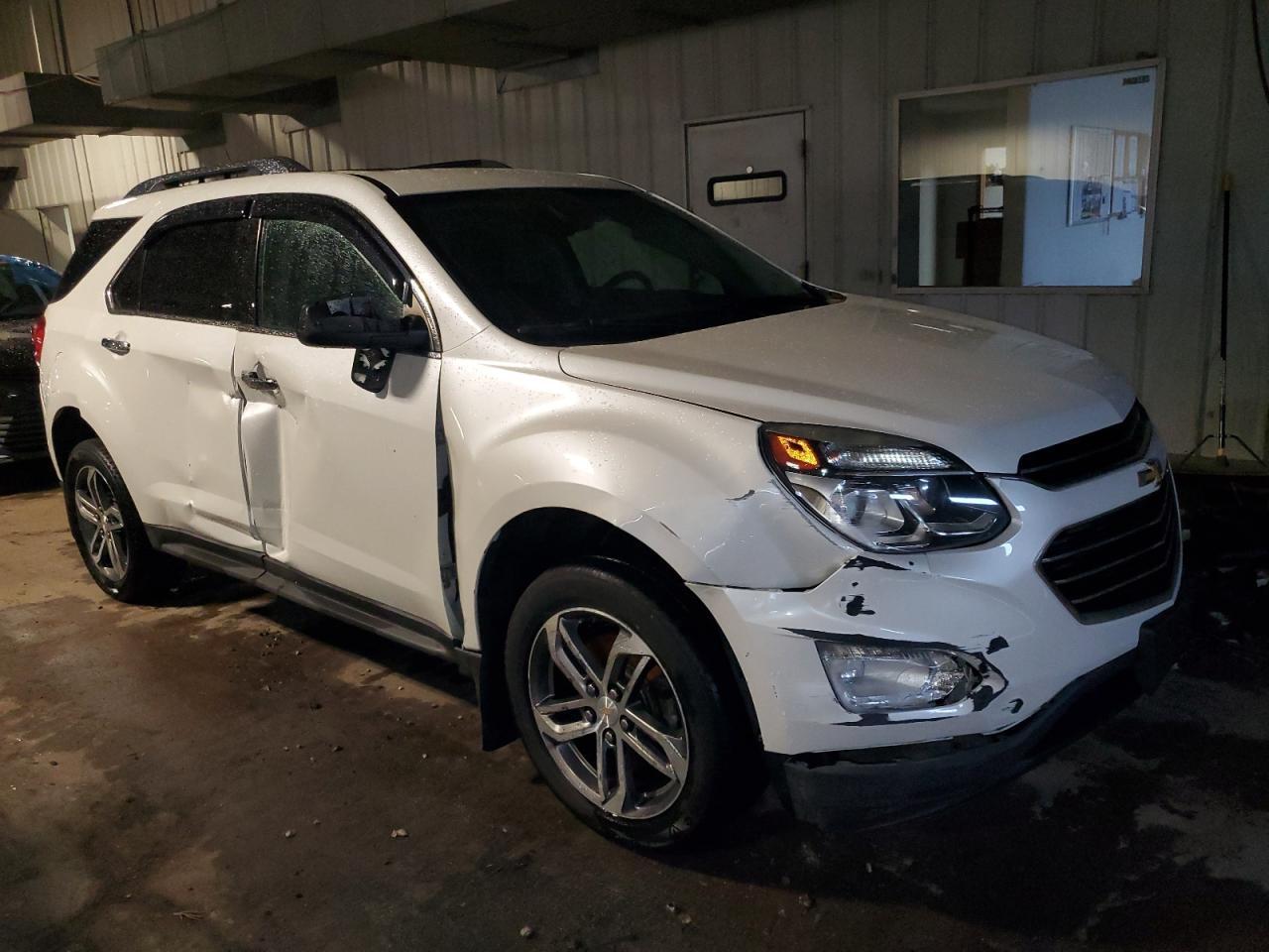 2016 CHEVROLET EQUINOX LT - Image 4