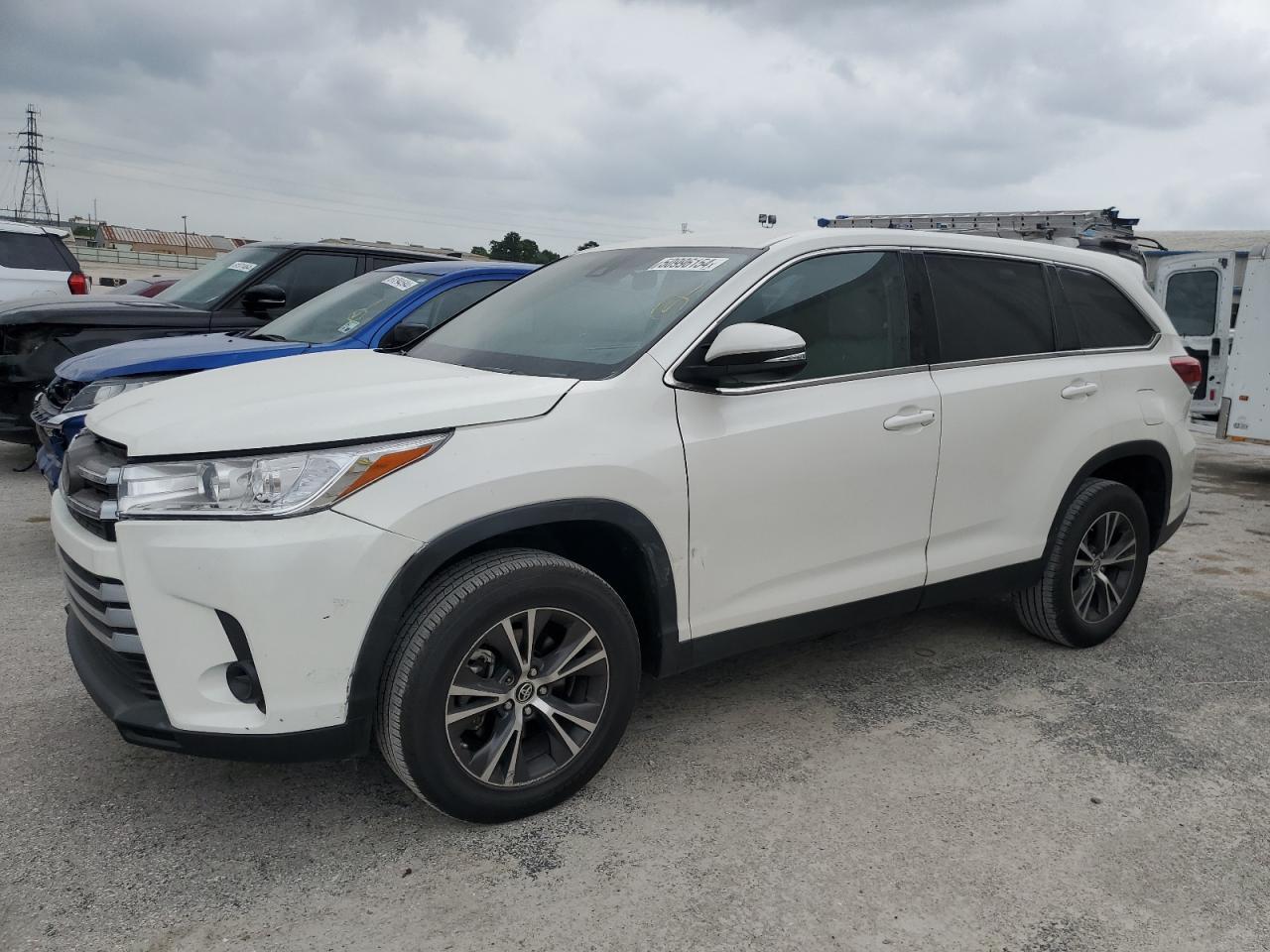 2019 TOYOTA HIGHLANDER