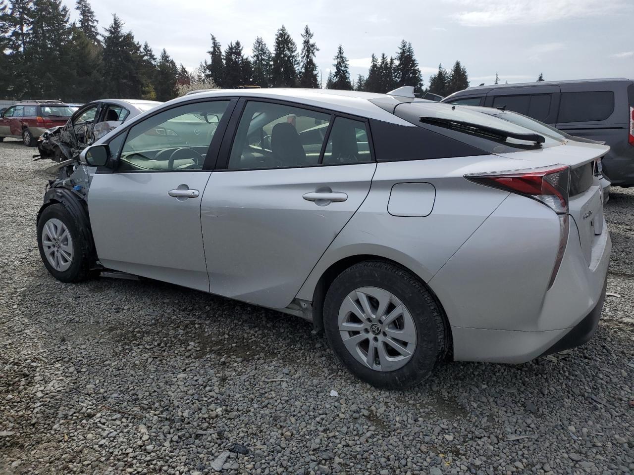 2016 TOYOTA PRIUS - Фото 2