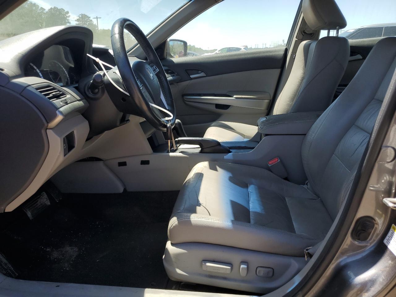 2010 HONDA ACCORD EXL - Image 7