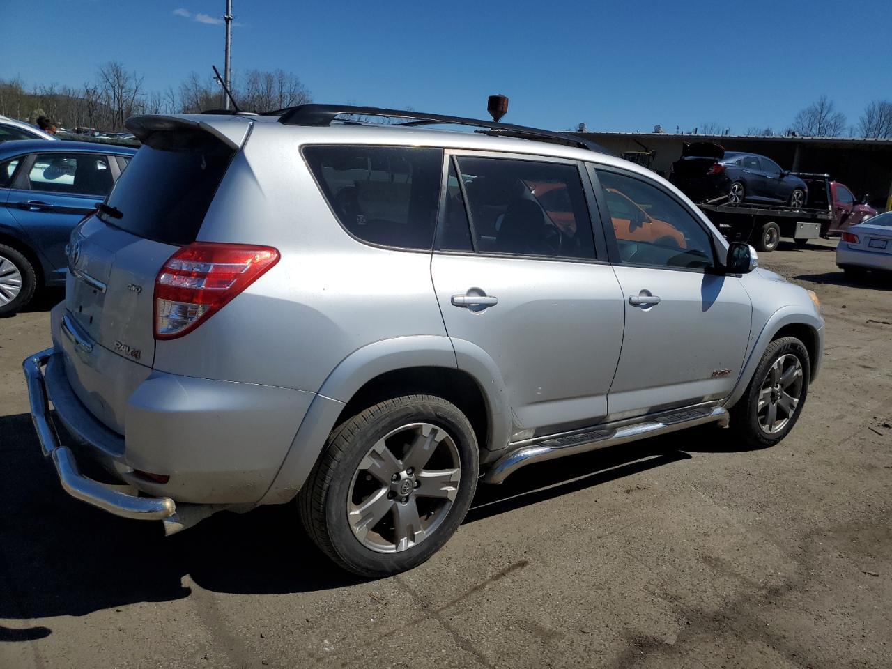 2011 TOYOTA RAV4 SPORT - Фото 3