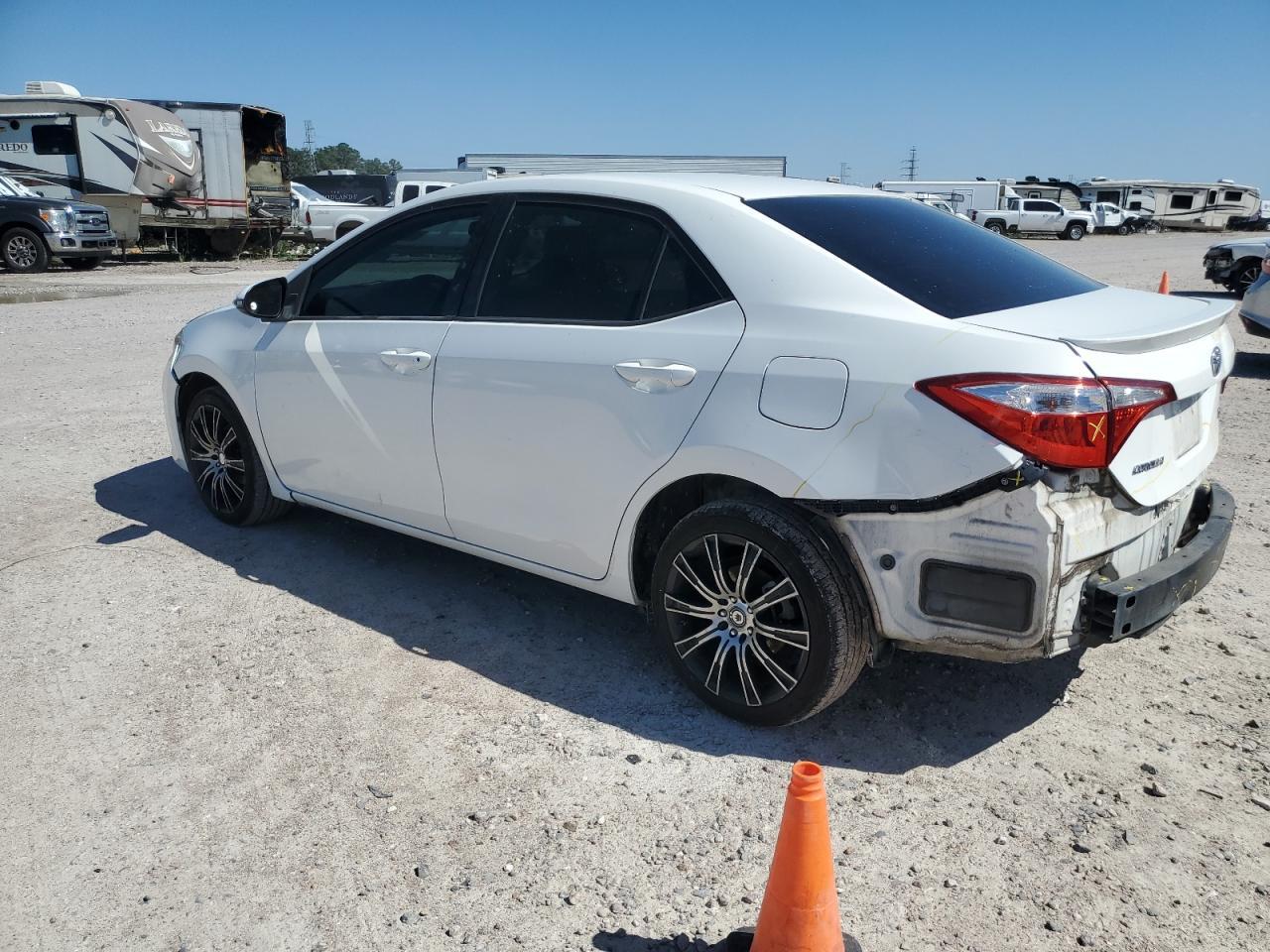 2014 TOYOTA COROLLA L - Image 2