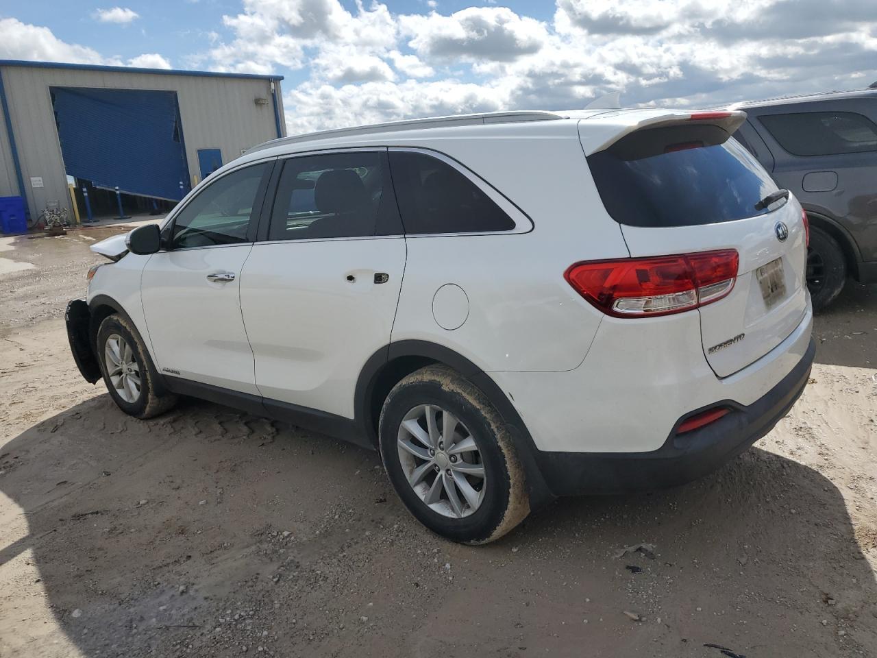 2016 KIA SORENTO LX - Image 2