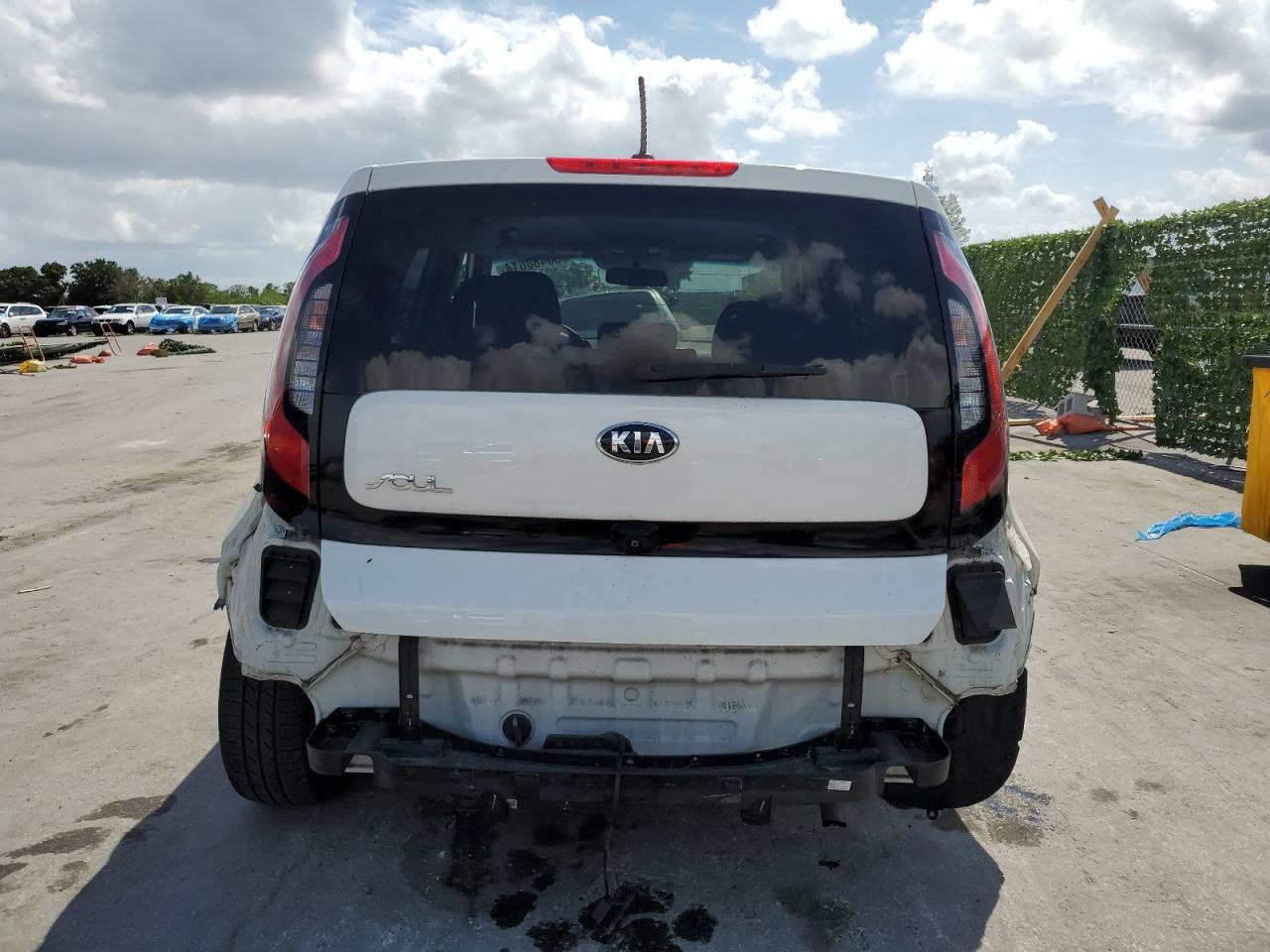 2019 KIA SOUL - Image 6