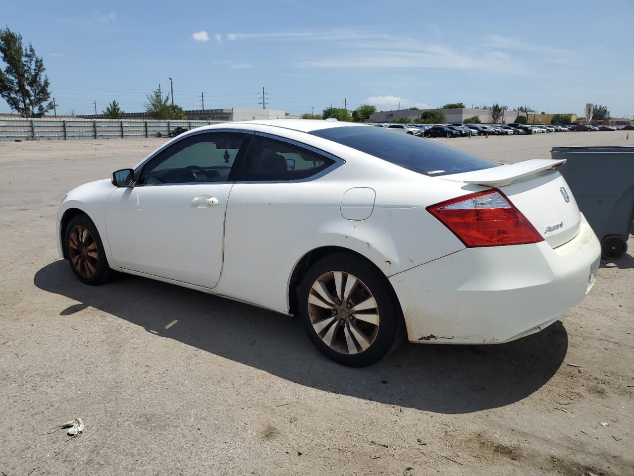 2010 HONDA ACCORD EXL - Image 2