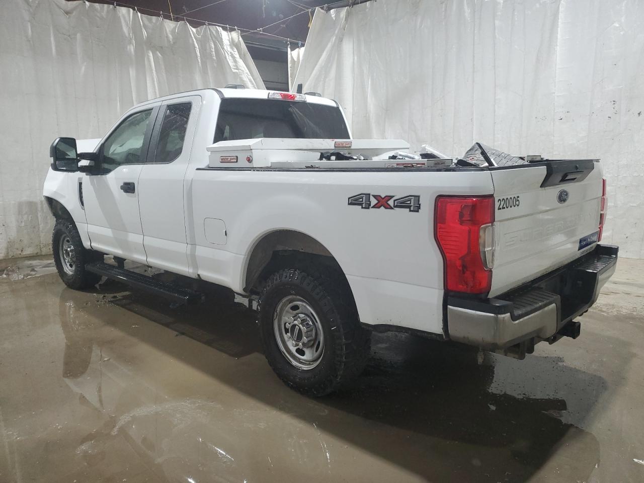 2022 FORD F250 SUPER - Image 2