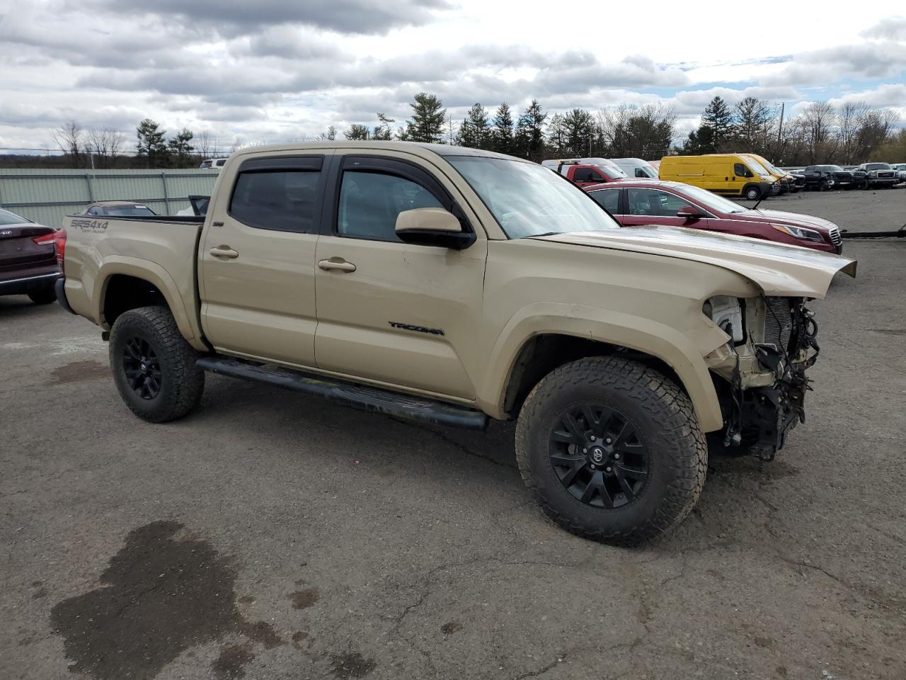 2019 TOYOTA TACOMA DOU - Фото 4