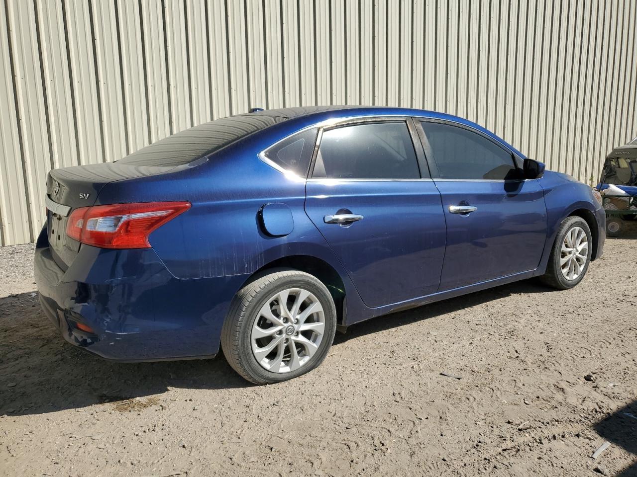 2017 NISSAN SENTRA S - Фото 3