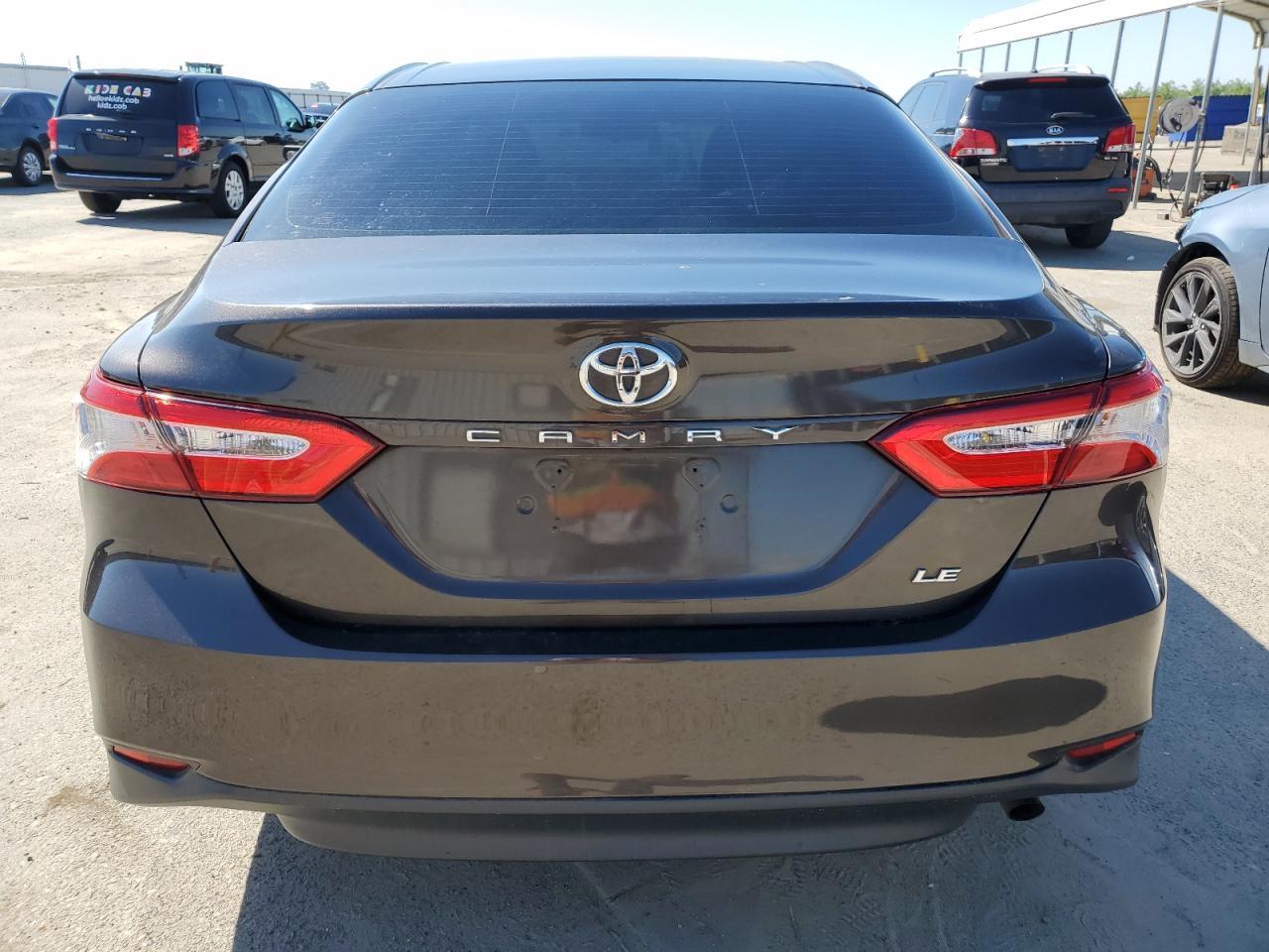 2018 TOYOTA CAMRY L - Image 6
