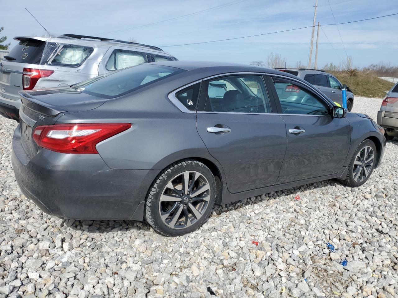 2016 NISSAN ALTIMA 2.5 - Фото 3