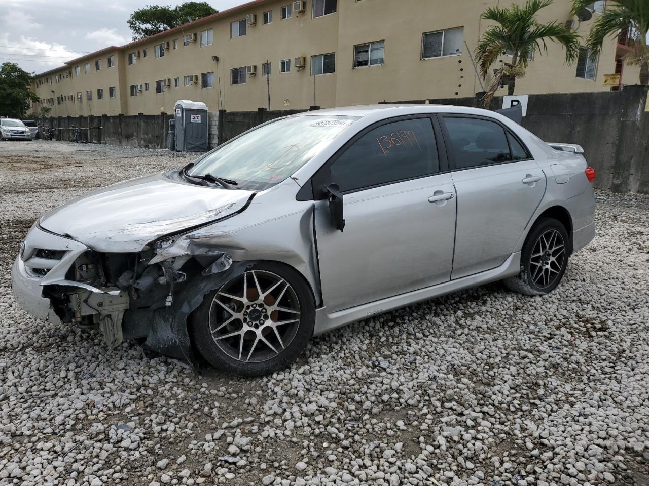 2013 TOYOTA COROLLA BA