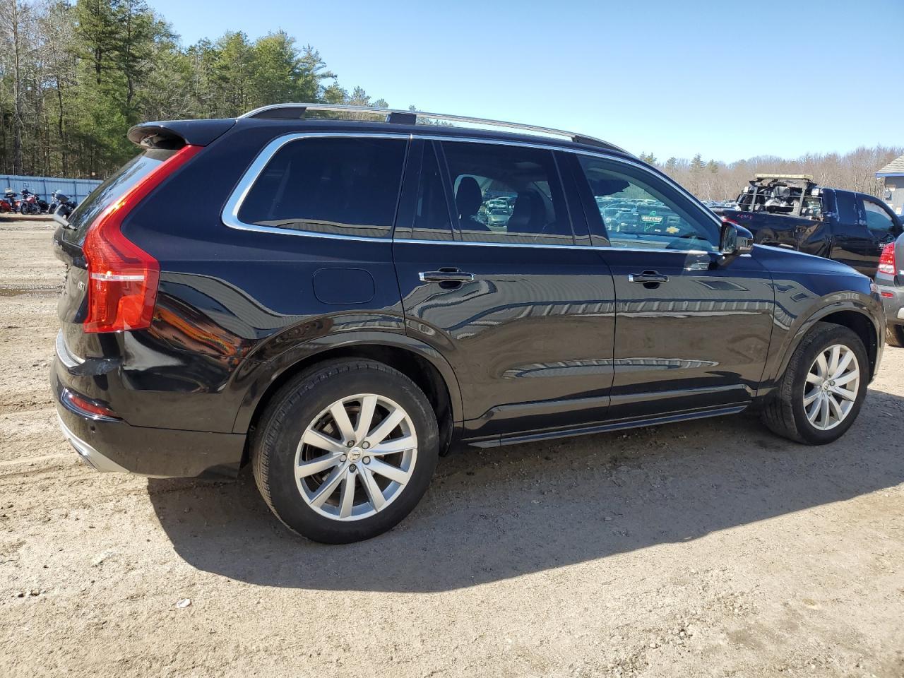 2016 VOLVO XC90 T6 - Фото 3